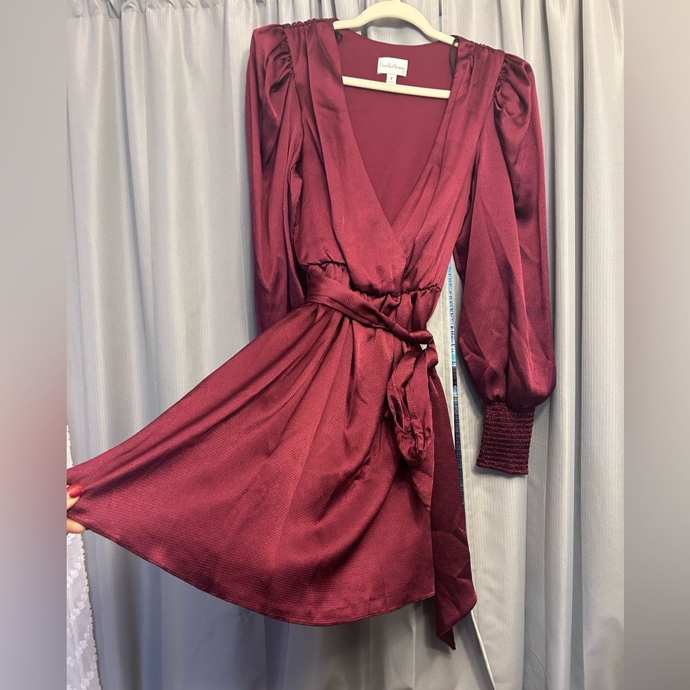 50%offw❤️Premier amour Satin v neck belted dress Red Cocktail Party NWOT👠